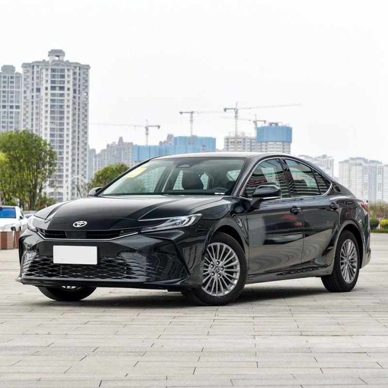 Toyota Camry bensín sedan