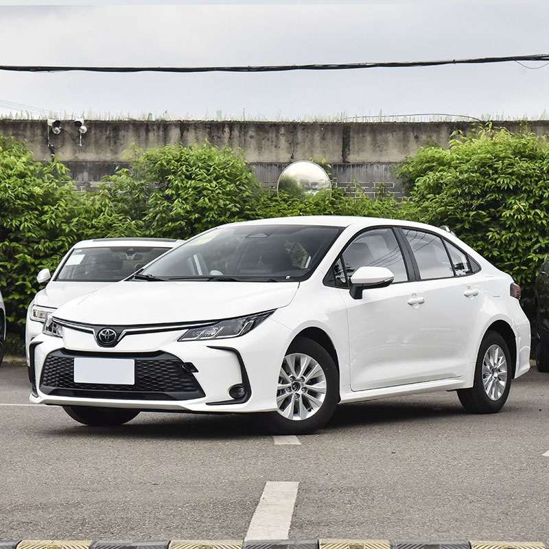 Toyota Corolla bensín sedan